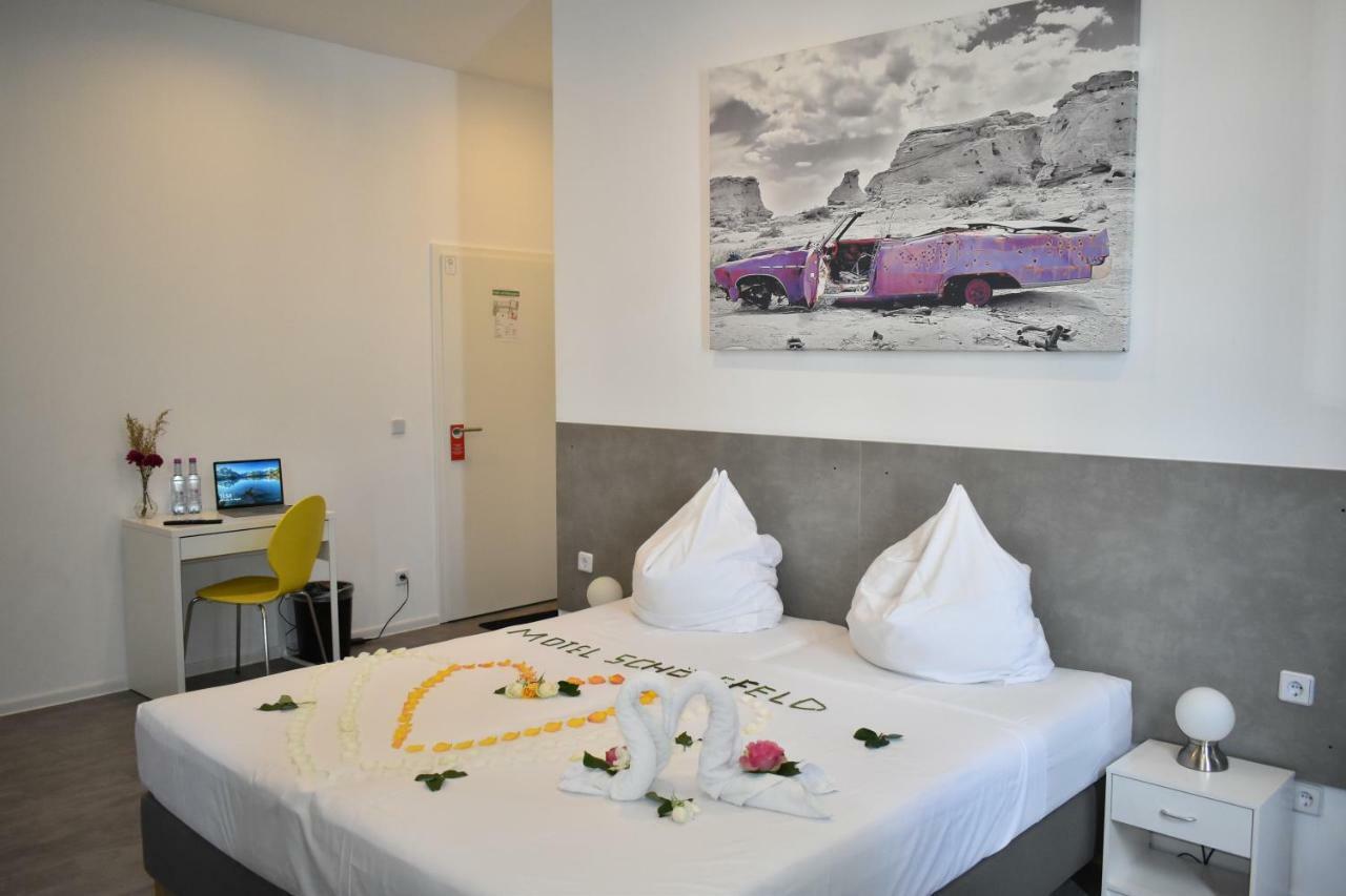 Motel Schoenefeld Großziethen エクステリア 写真
