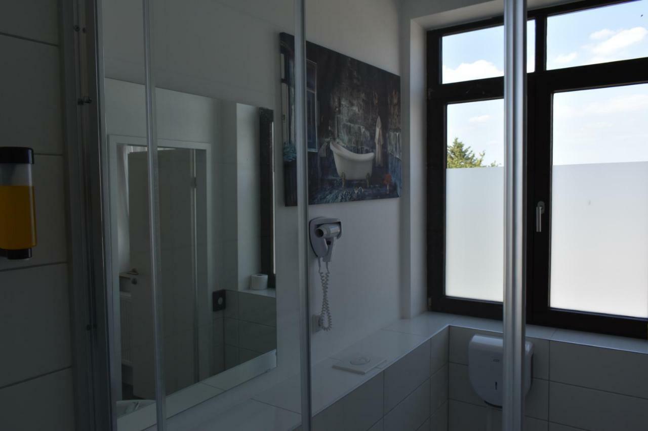 Motel Schoenefeld Großziethen エクステリア 写真